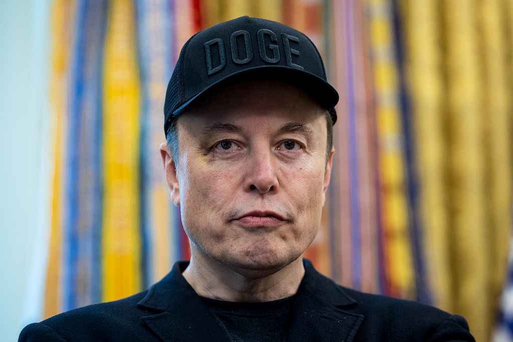 Meta và YouTube đảo ngược quyết định, chấp nhận chạy quảng cáo cho phim tài liệu về Elon Musk