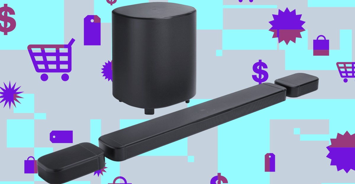 Soundbar JBL Bar 700 Mark 2 với loa sau rời đang giảm hơn 300 USD