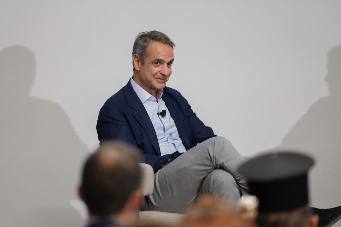 Thủ tướng Hy Lạp Kyriakos Mitsotakis phát biểu tại sự kiện ở San Francisco