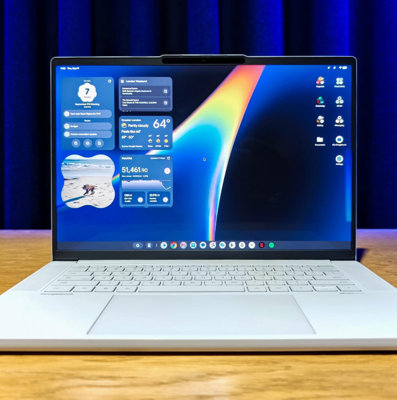 Widget và giao diện Googlebook gần như giống hệt phần mềm trên điện thoại Pixel