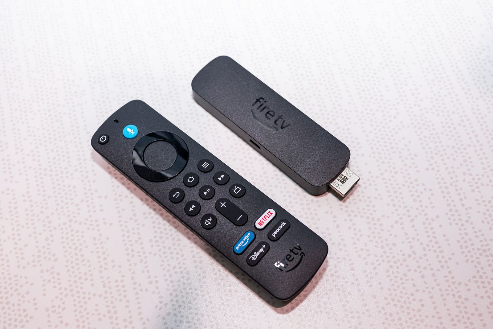 Fire TV Stick 4K với thiết kế mới