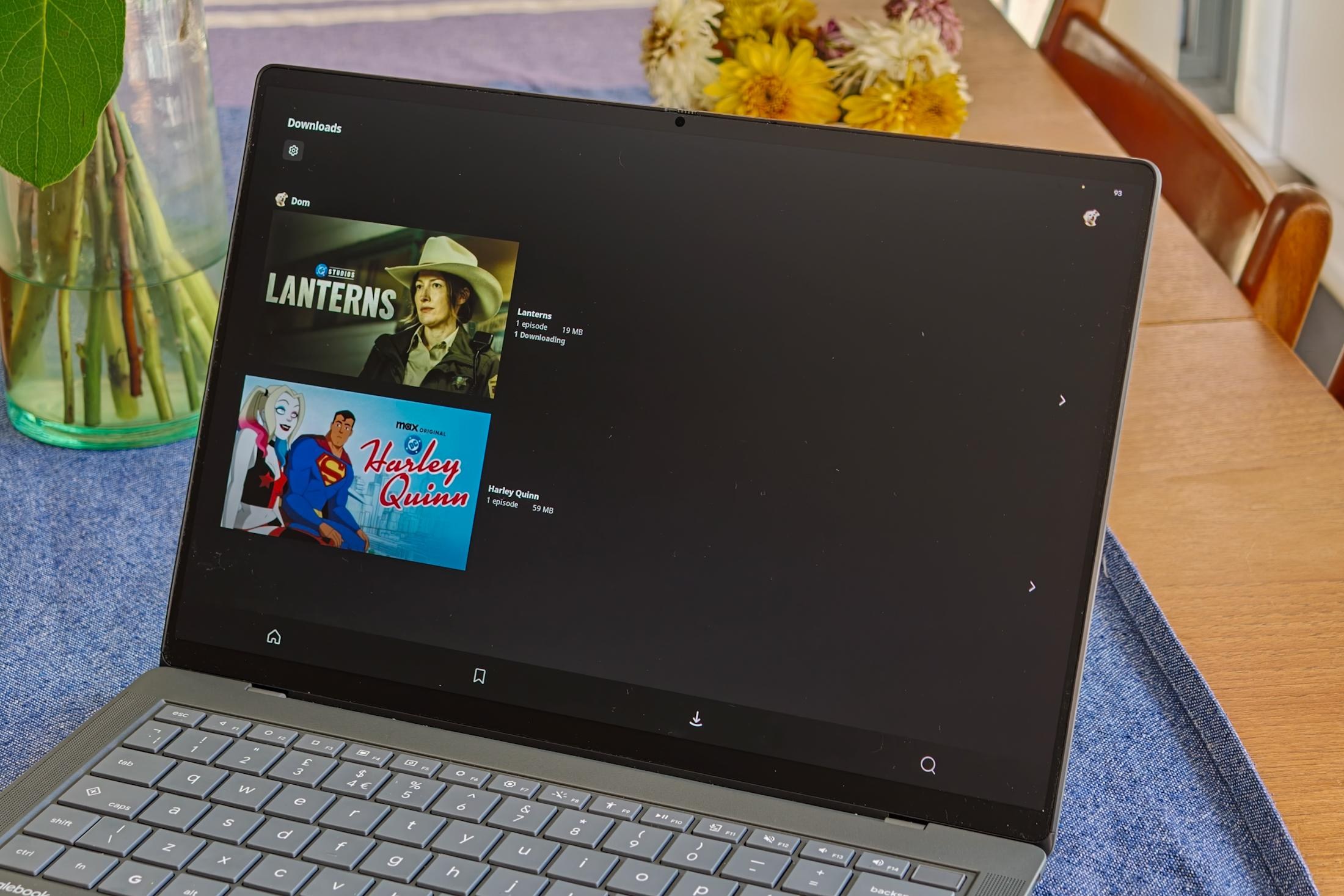 Tính năng cast ứng dụng từ điện thoại lên Googlebook còn nhiều hạn chế