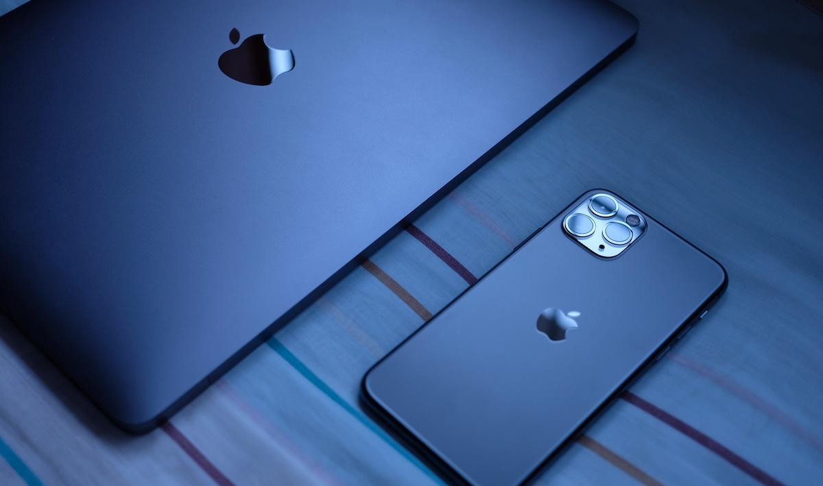 Apple vá 286 lỗ hổng trong iOS và macOS 27.2, bản vá lỗi bị khai thác được đưa về iOS 18