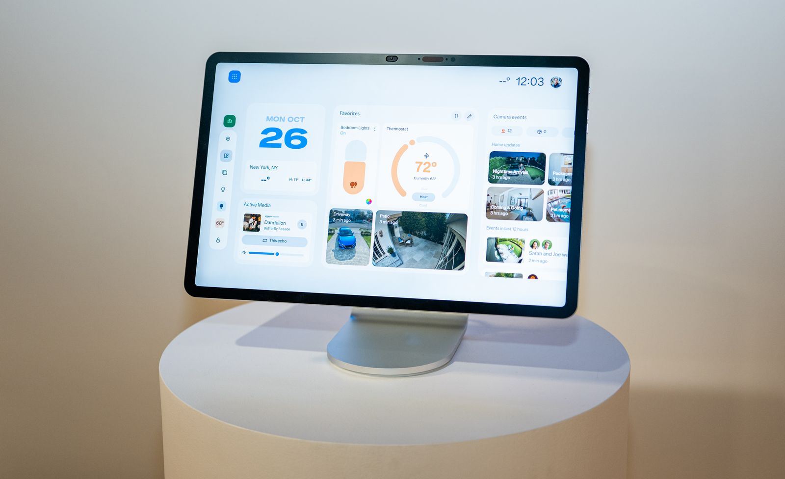 Echo Show 16 với thiết kế viền mỏng và hệ thống âm thanh mới