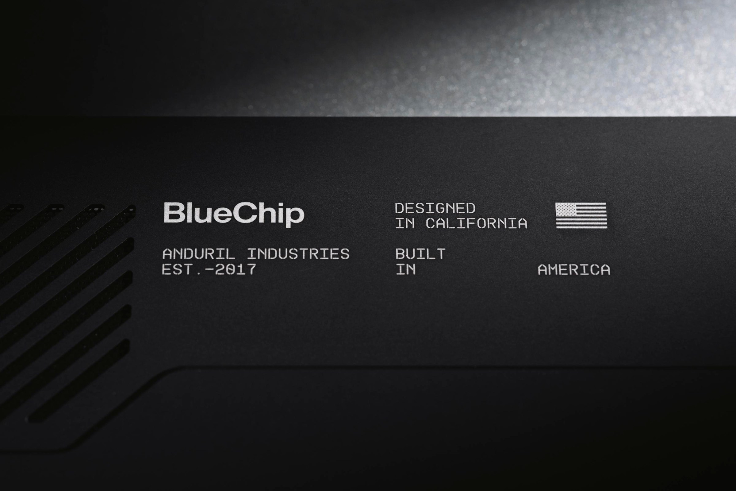 Cận cảnh thiết kế khung máy của BlueChip