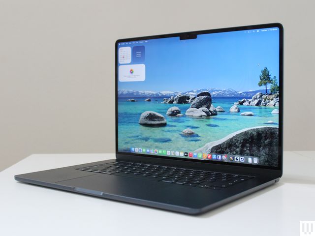 MacBook Air M5 với thiết kế mỏng nhẹ