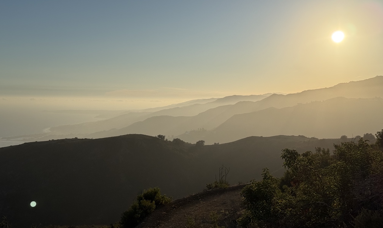 Chuyến đi ngắn đến Topanga Canyon sau khi hồi phục