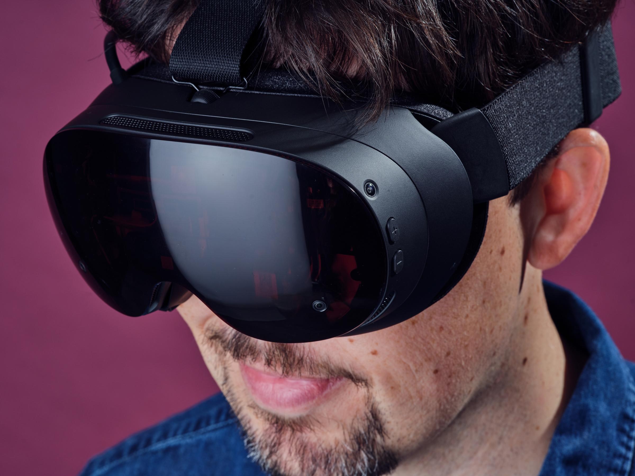 Headset Steam Frame vẫn là dạng kính bảo hộ kín