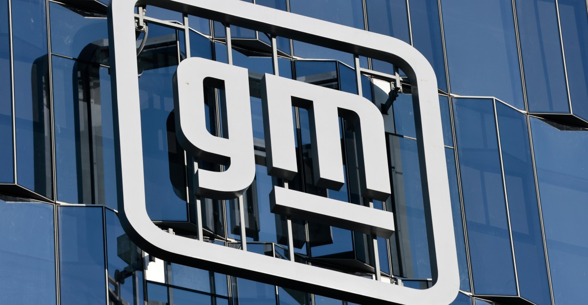 General Motors bị phạt 220 triệu USD vì bán dữ liệu thói quen lái xe