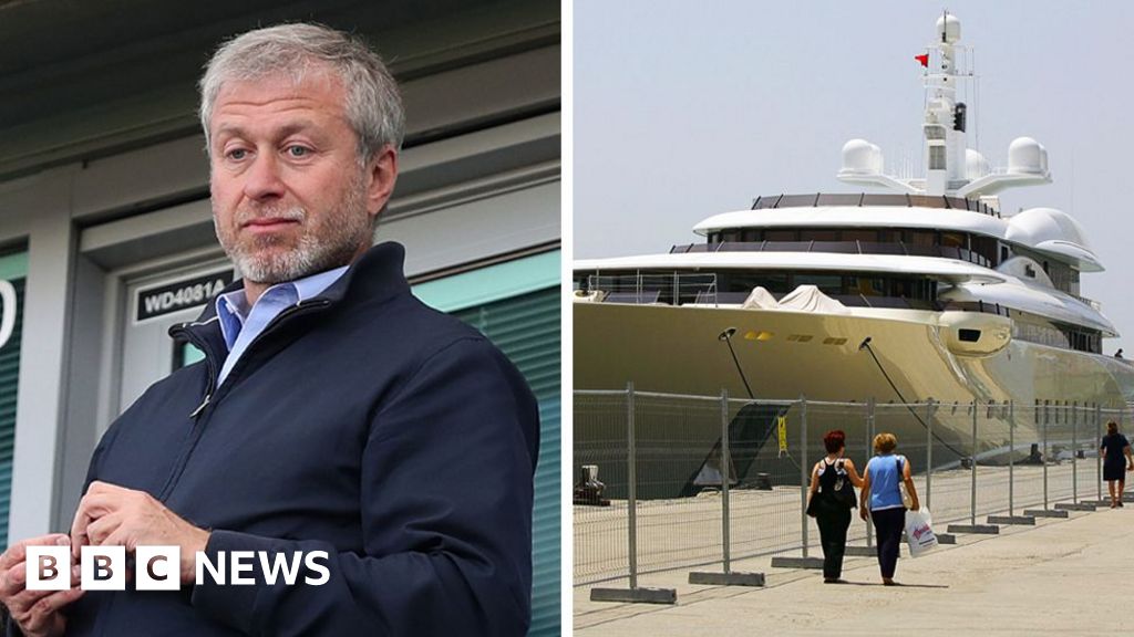 Deloitte bị cáo buộc làm giả tài liệu để giúp Abramovich trốn thuế