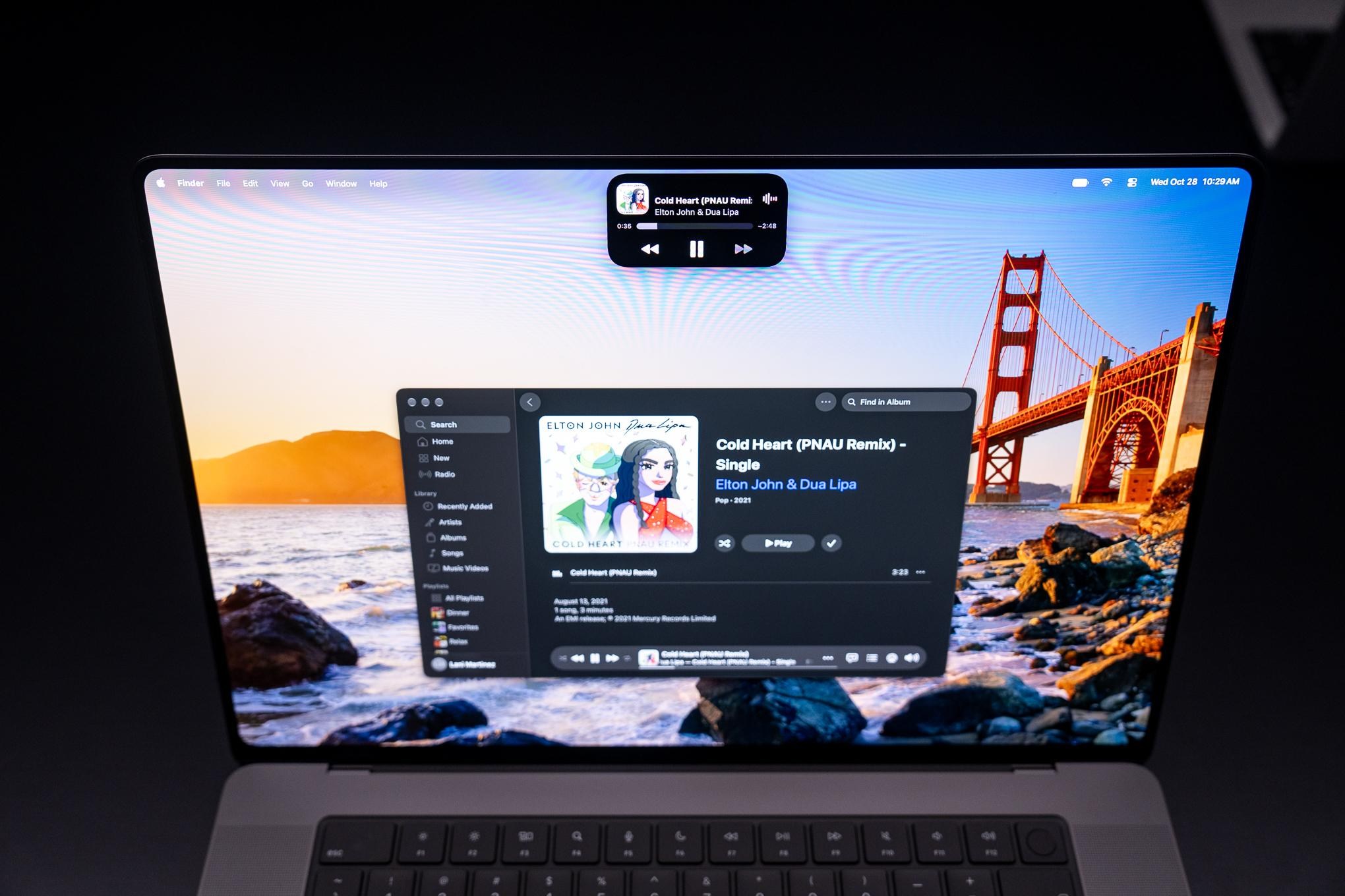 Trải nghiệm thực tế MacBook Pro màn hình cảm ứng OLED