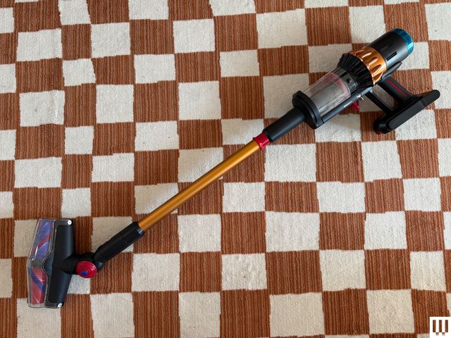 Máy hút bụi Dyson V16 Piston Animal