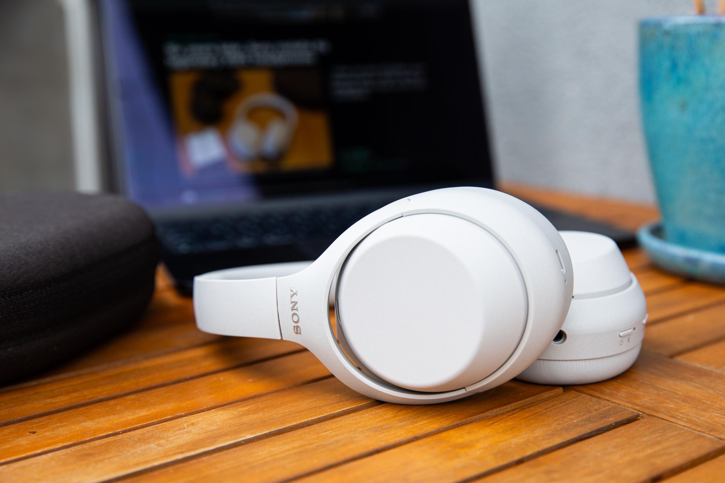 Tai nghe Sony WH-1000XM4C