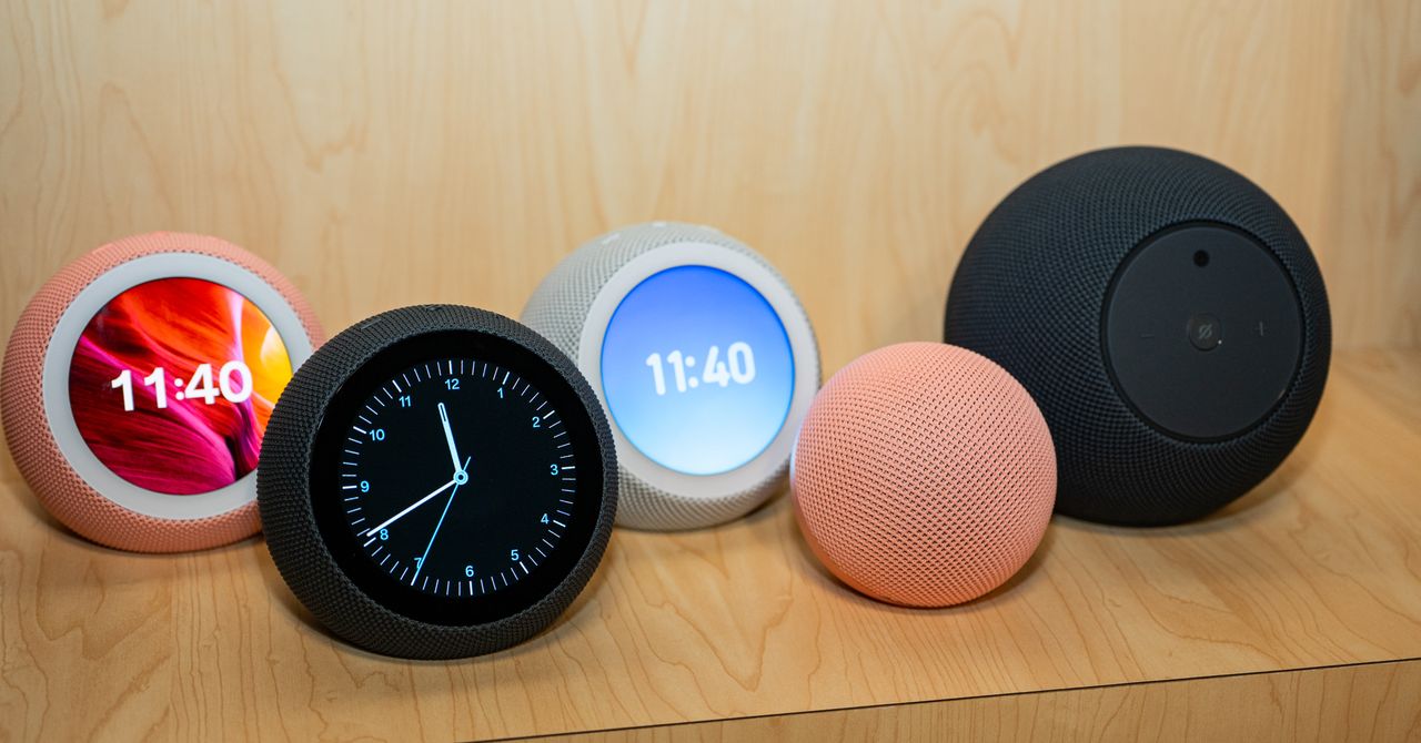 Amazon ra mắt loạt thiết bị Echo mới: Khung ảnh Alexa, đồng hồ cạnh giường và Echo Studio có camera