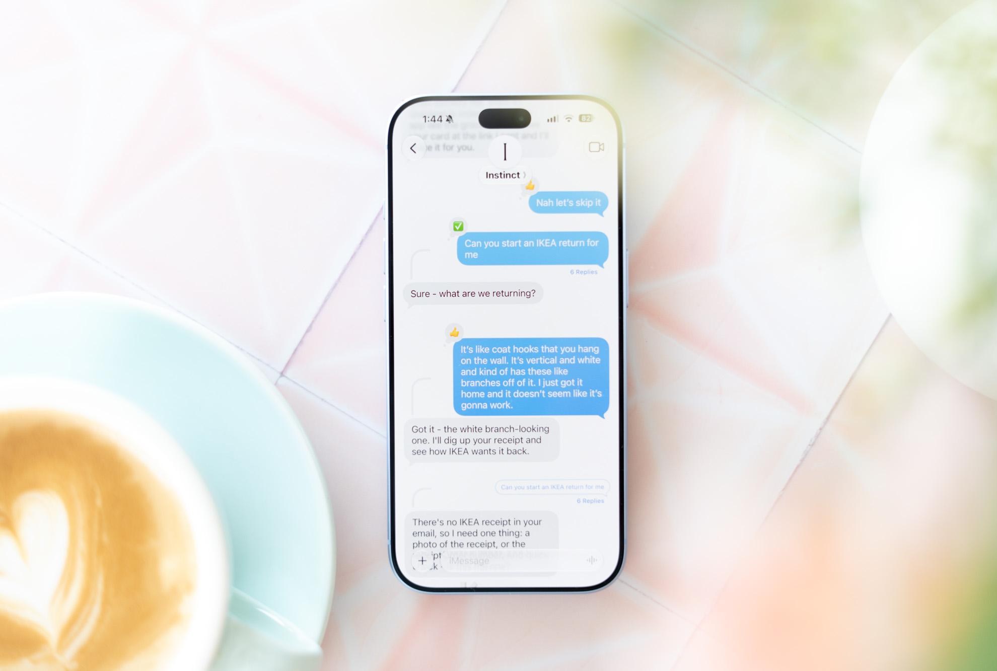 Giao diện trợ lý AI Instinct