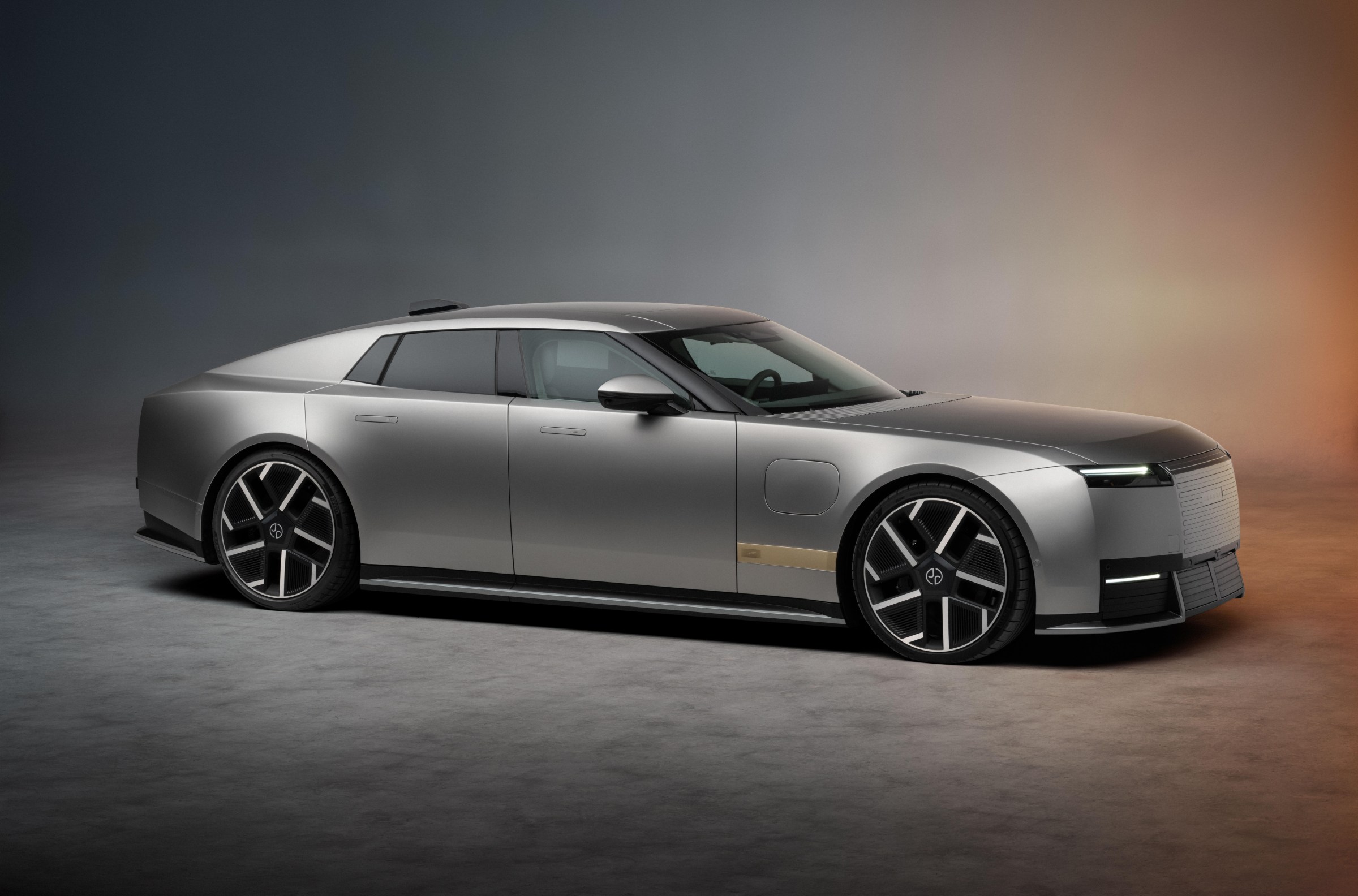 Jaguar Type 01 nhìn từ phía trước