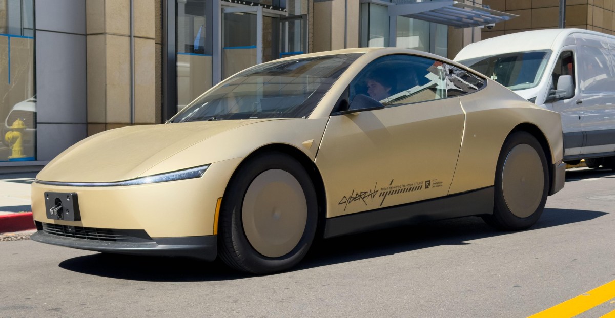 Cơ quan quản lý Mỹ điều tra nghi vấn robotaxi Tesla vượt tốc độ trong khu vực trường học
