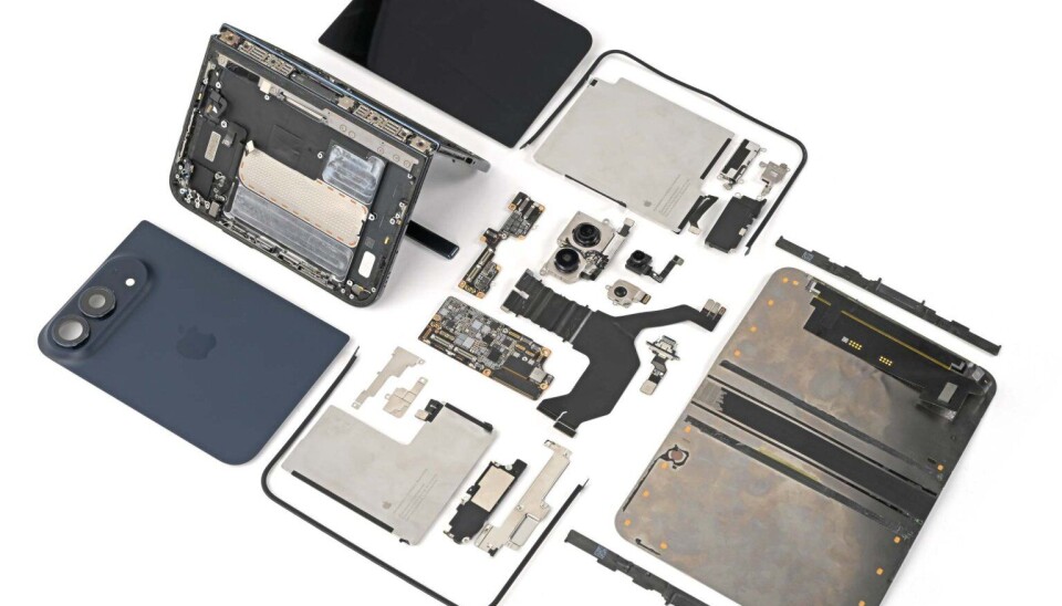iFixit tháo rời iPhone Duo