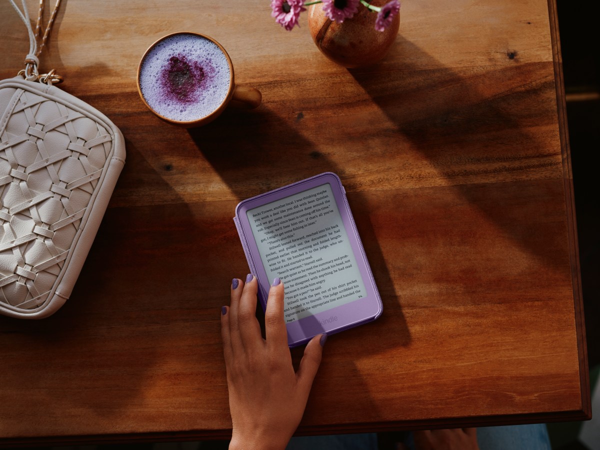 Kindle thế hệ mới: Loại bỏ viền màn hình, mỏng nhẹ hơn bao giờ hết