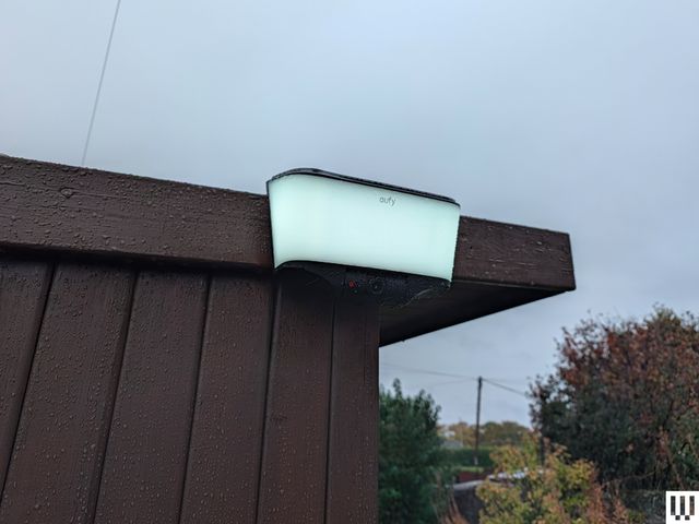 Eufy Wall Light Cam S4
