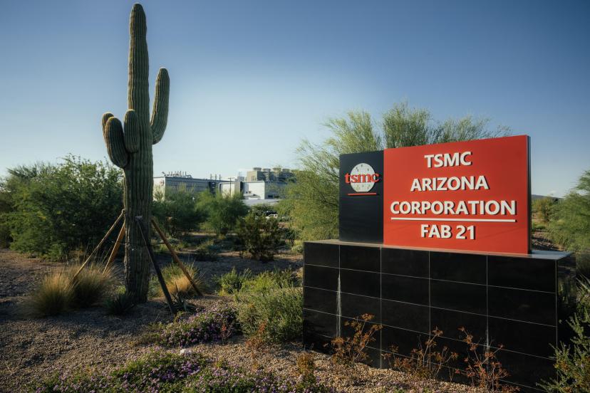 Người dân phản đối dự án trung tâm dữ liệu tại Tucson