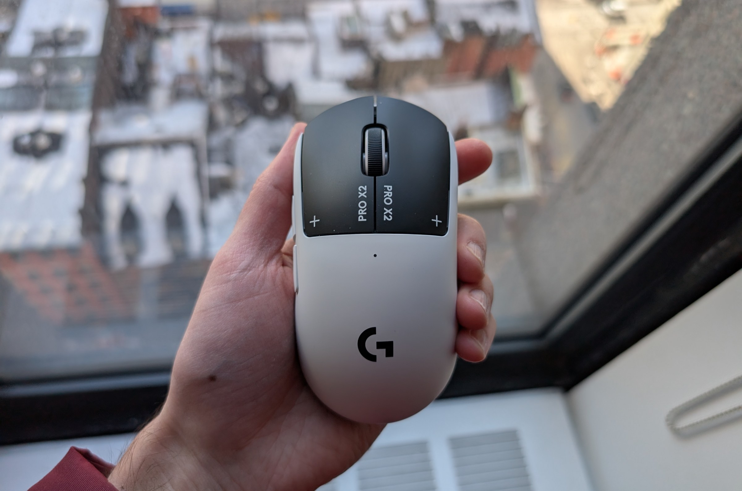 Chuột chơi game Logitech G Pro X2 Superstrike