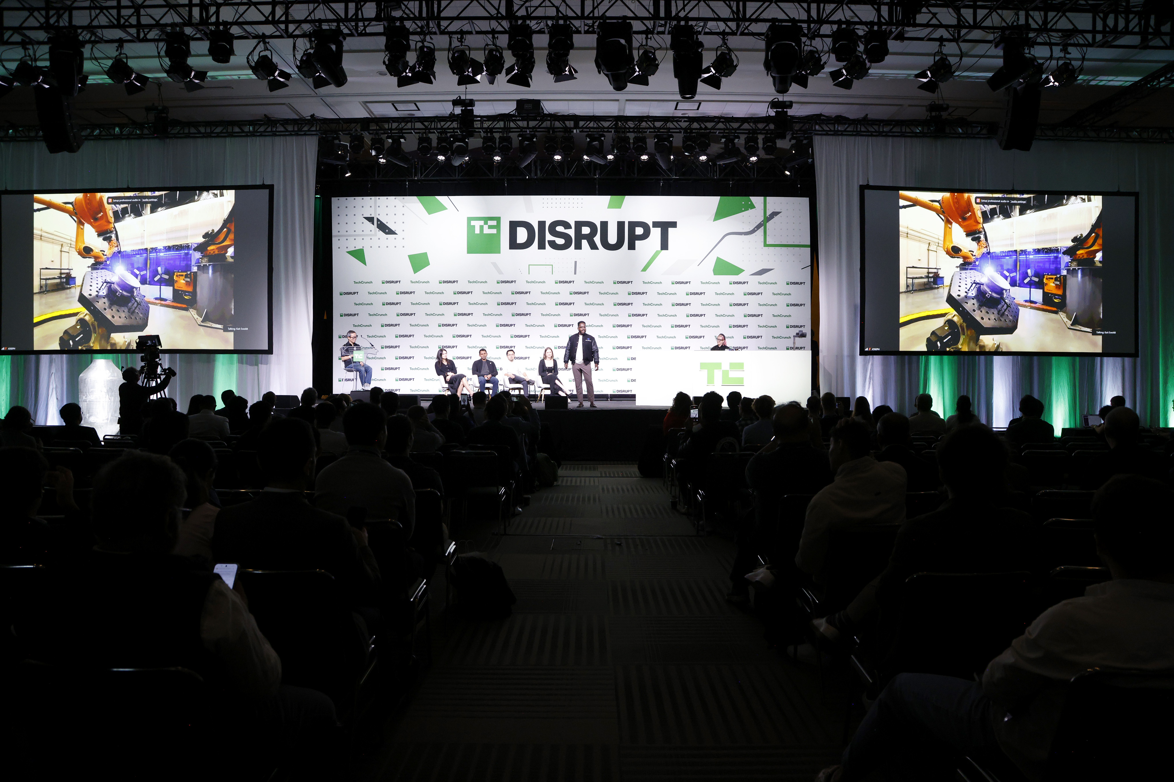 Sân khấu chính tại TechCrunch Disrupt